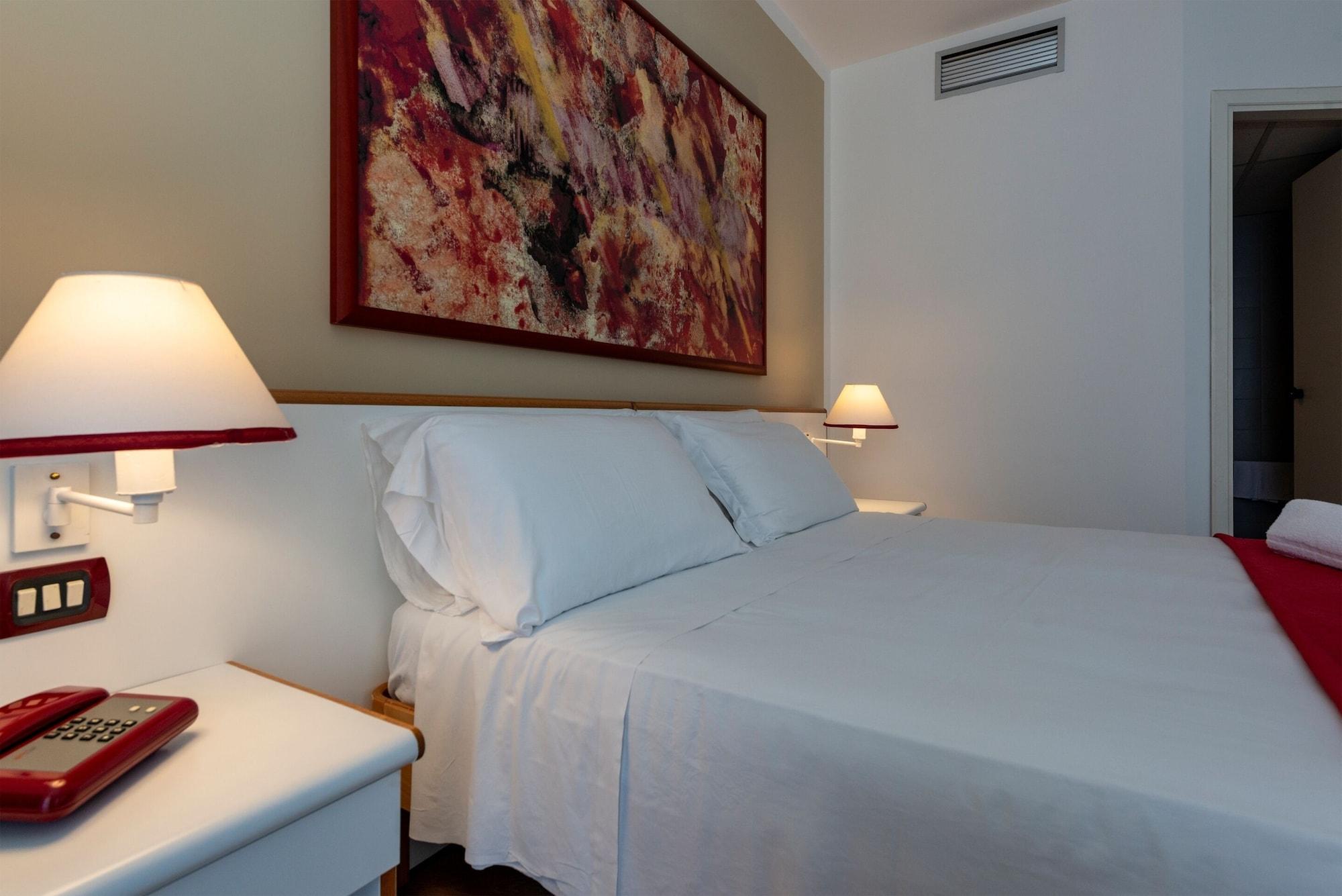 Hotel Torre Normanna Алтавила Миличиа Екстериор снимка