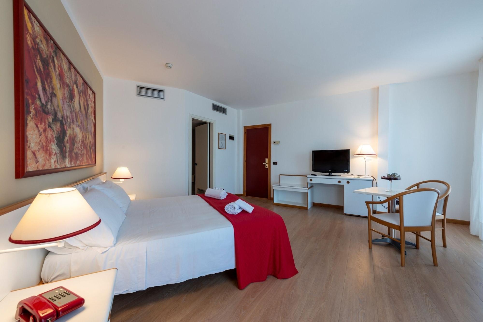 Hotel Torre Normanna Алтавила Миличиа Екстериор снимка