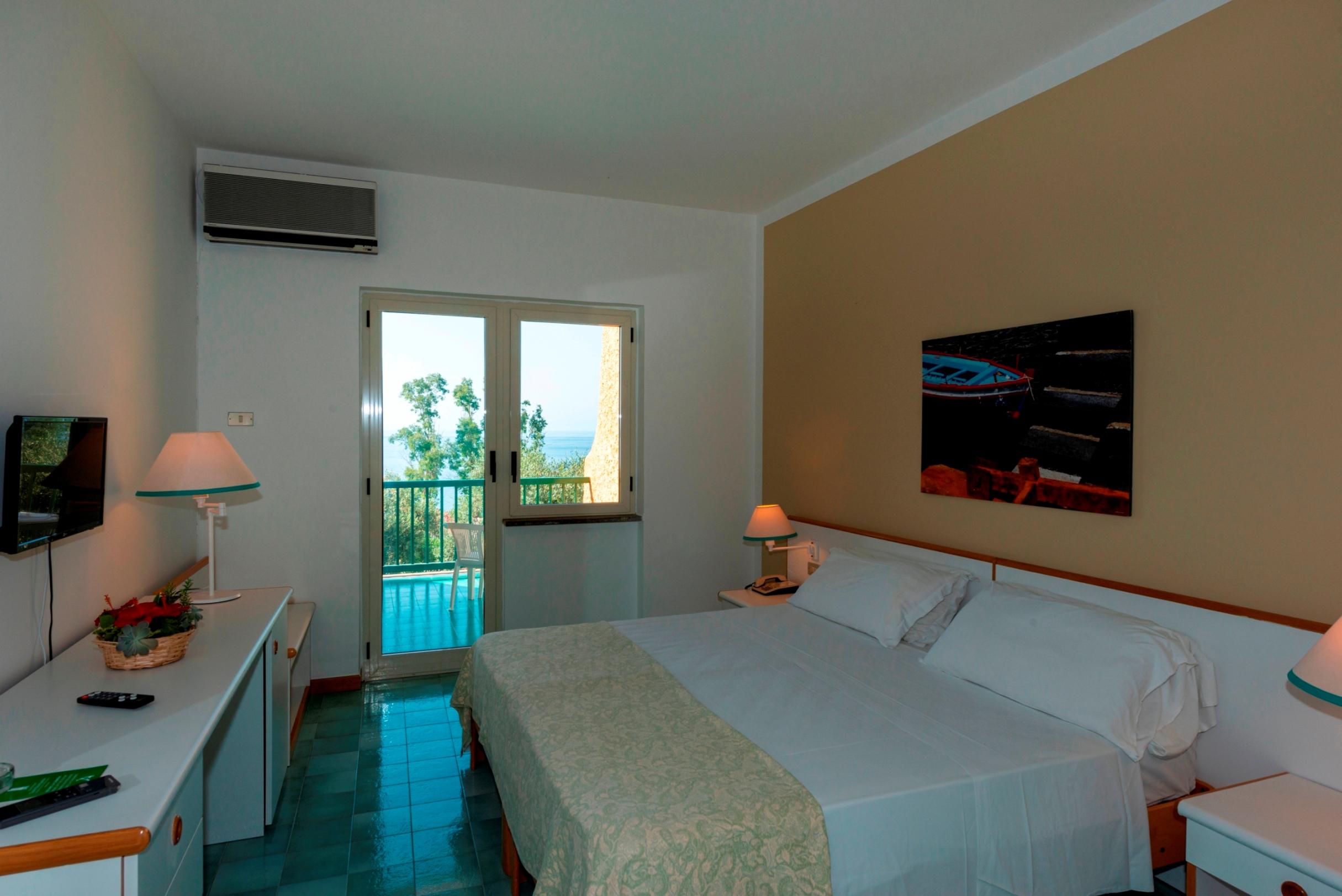 Hotel Torre Normanna Алтавила Миличиа Екстериор снимка