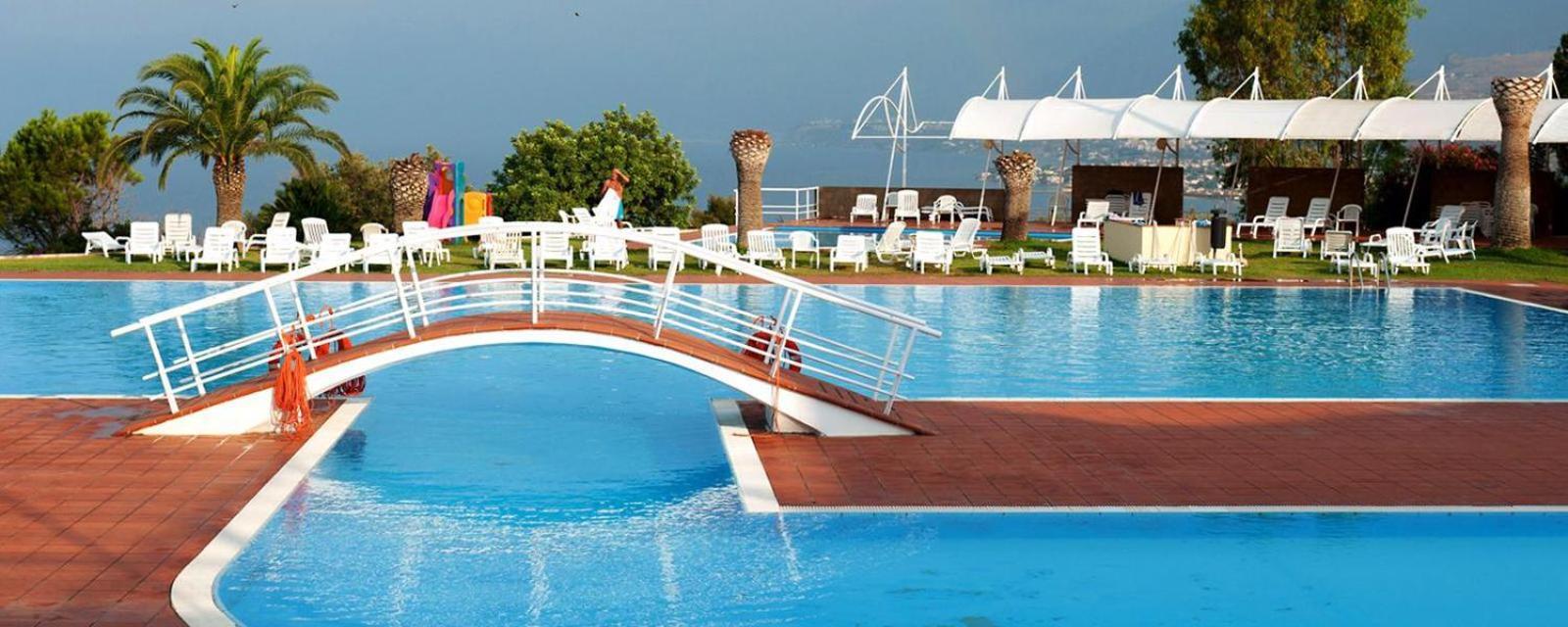 Hotel Torre Normanna Алтавила Миличиа Екстериор снимка